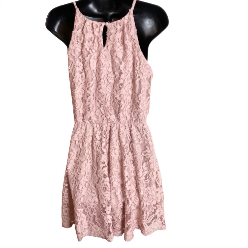 Alya Cocktail Blush Pink Overlay Party Dress Keyhole Back Size small - Picture 2 of 3